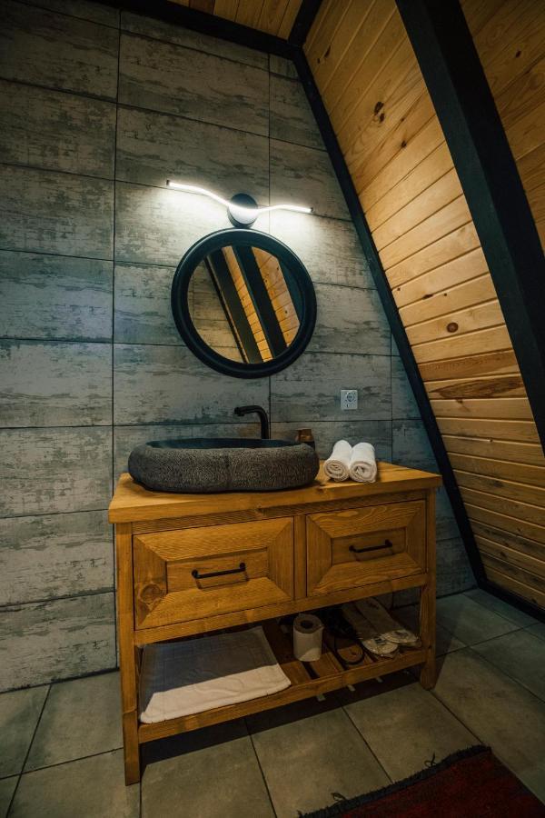 Karmatte Bungalow Kartepe Bagian luar foto